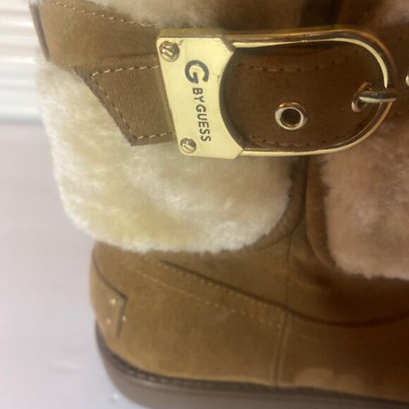G By Guess Women's Aussie Faux Fur Suede Round Toe Brown Ankle Boot, size 9.5M - Picture 5 of 7